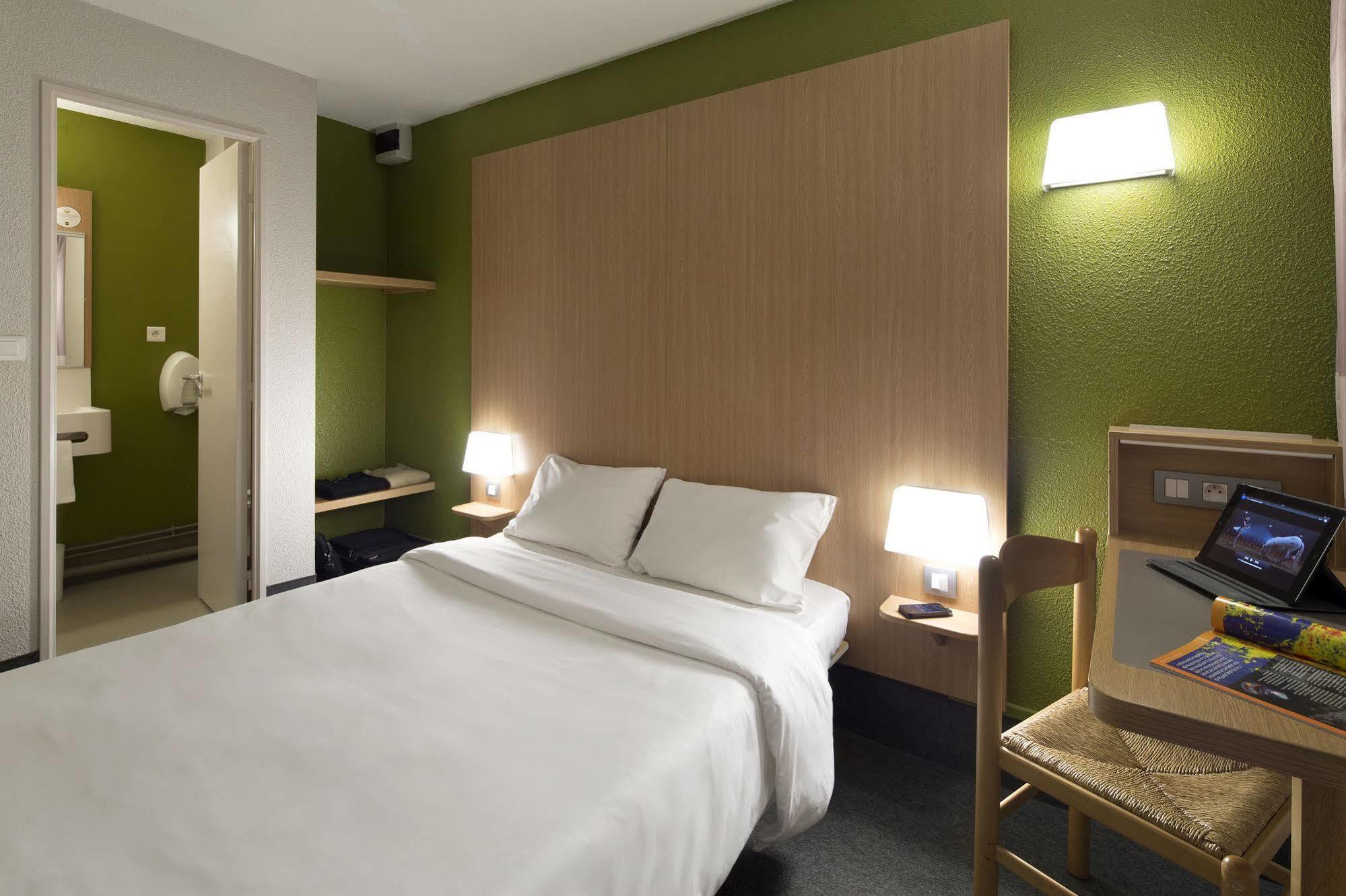 B&B Hotel Calais Coquelles Tunnel Sous La Manche Kültér fotó